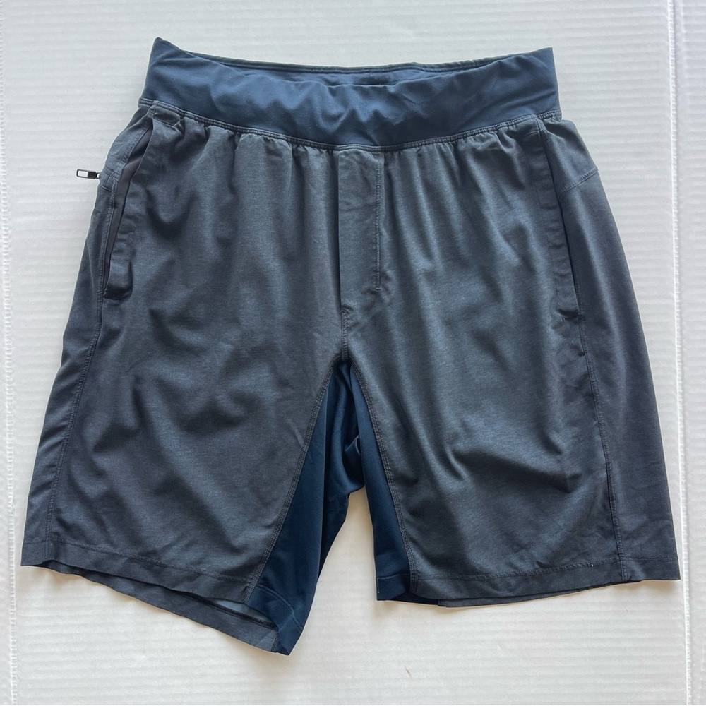 Lululemon Mens Shorts Size M Navy Blue T.H.E. 9" Performance Drawstring Pockets